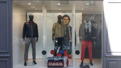 Nouvelle vitrine pour Napapijri Pau